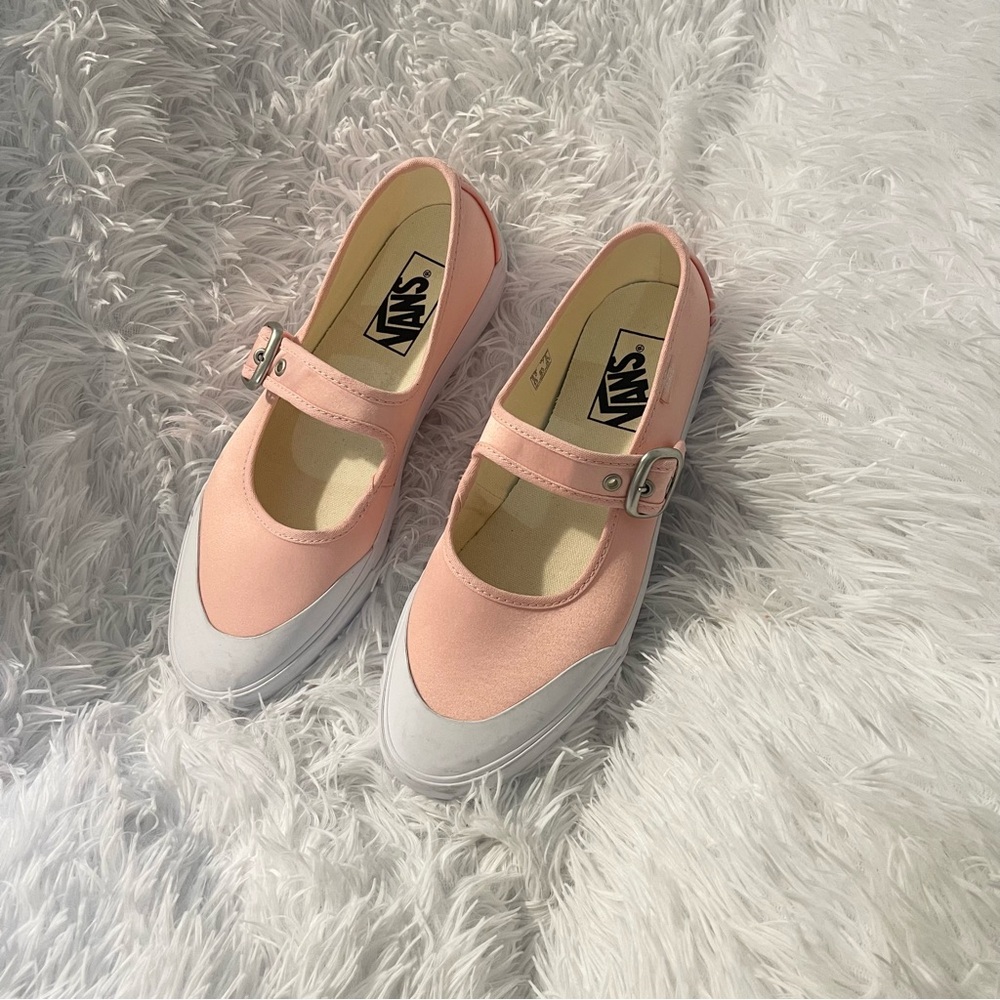 NEW cute kawaii Vans Women's Mary Jane buckle Sneaker flats